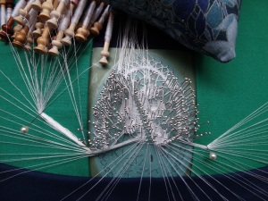 Oak leaf lace