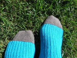 Cabled slip-stitch socks