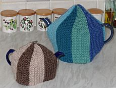 Slip stitch tea cosies