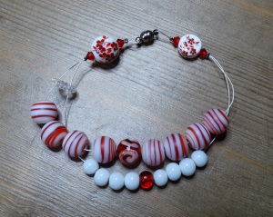 Row counter bracelet - Red
